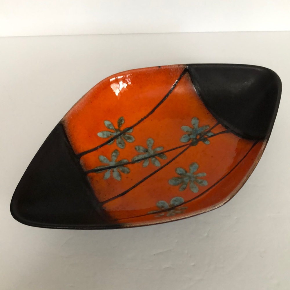Carstens Tonnieshof Mid Century Modern Diamond Shaped Accent Dish West Germany